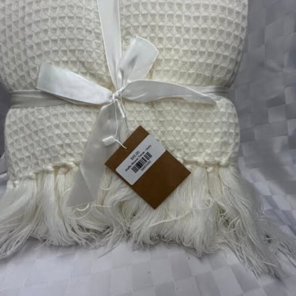 Waffle Weave Throw - NEW - Picture 2 of 6